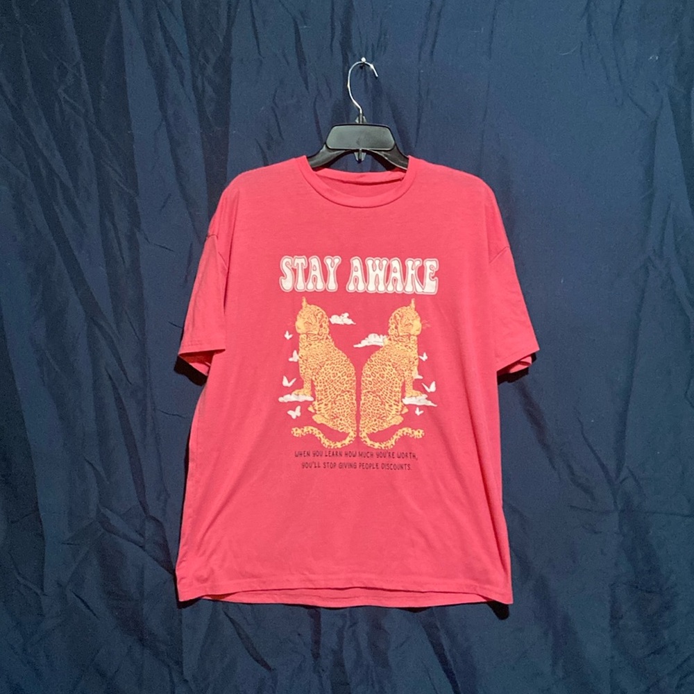 Stay awake leopard T-shirt